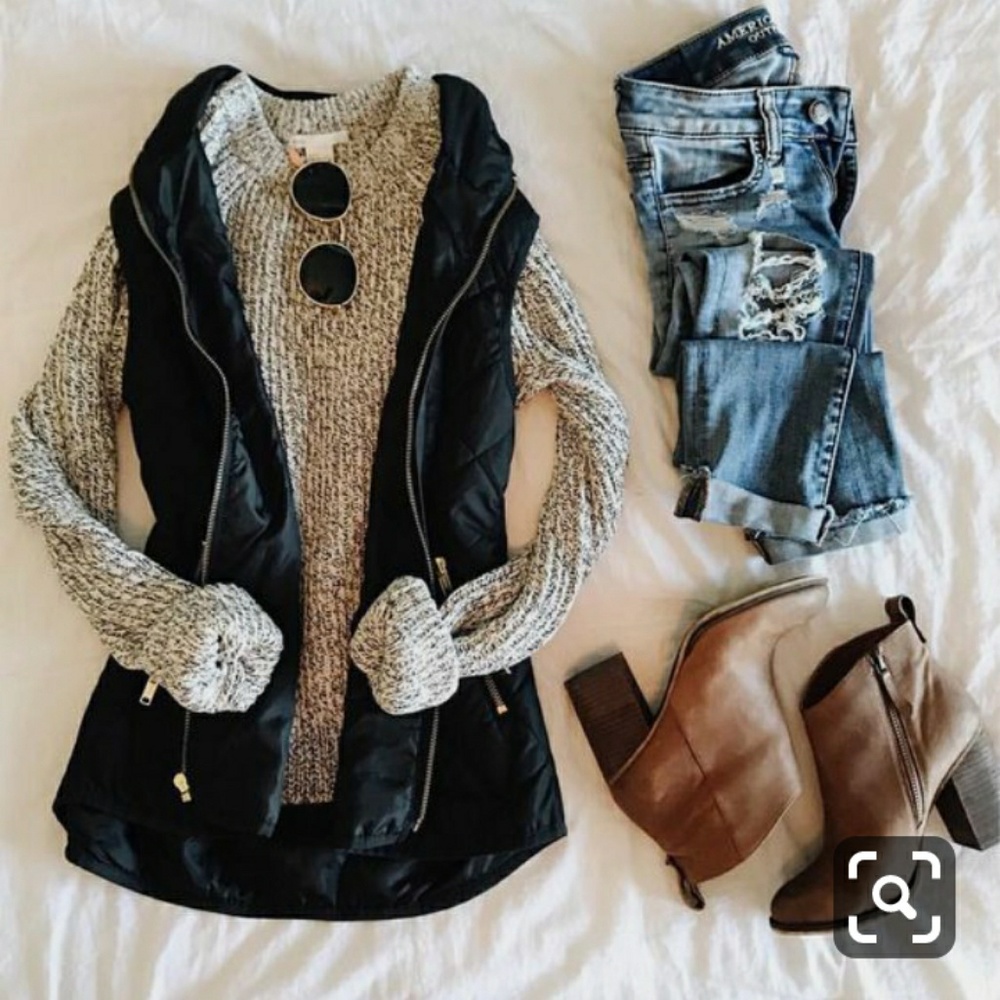 Get 5 items that create a cute fall outfit! - Picture 3 of 5